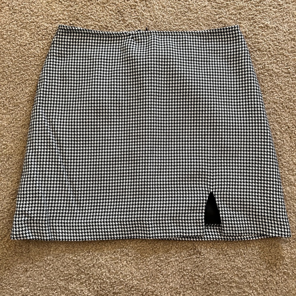 Brand; Forever 21 Color; Black and White Size; X- Small